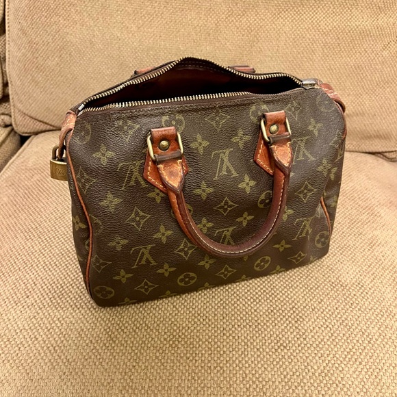 Authentic Speedy 25 - Picture 2 of 6